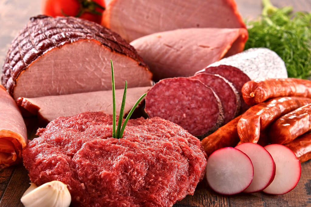 ТОП-10 продуктов, вредных для волос. Полуфабрикаты и колбасы